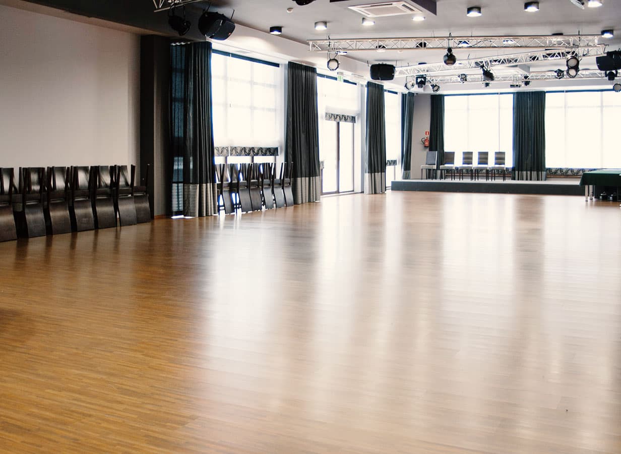 Tkaniny dopasowane do kolorystyki sali — sala konferencyjna, ujęcie 7